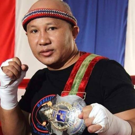 muay thai kickboxing legend burklerk Pinsinchai